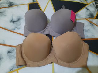 (Kategori: ) berada di . Dikirim oleh preloved.tania (ID iklan 1377175614, Gambar 1). Deskripsi: .