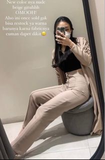 (Kategori: ) berada di . Dikirim oleh avelle.thrift (ID iklan 1377155992, Gambar 1). Deskripsi: .