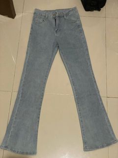 (Kategori: ) berada di . Dikirim oleh happydorrsz (ID iklan 1377100494, Gambar 1). Deskripsi: .
