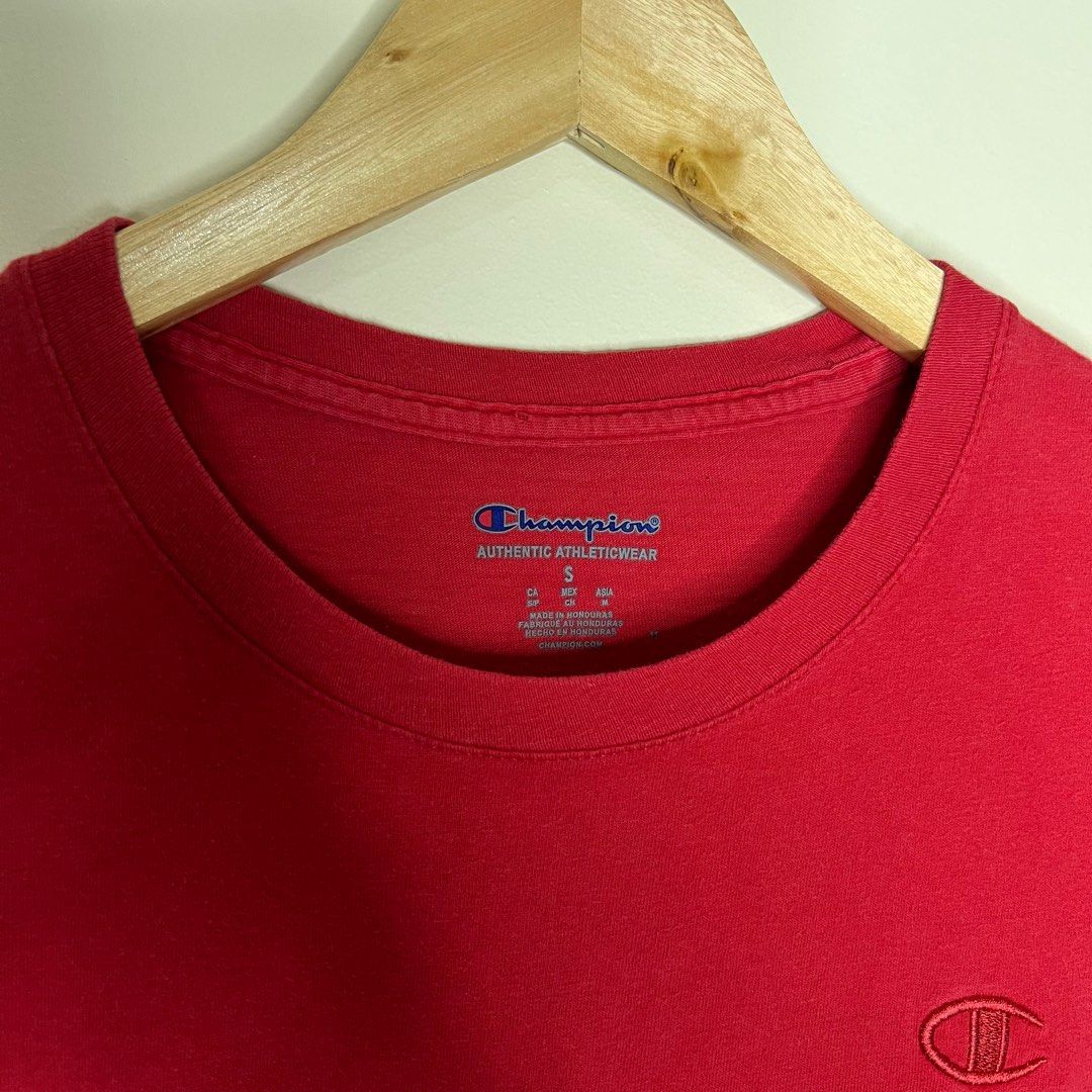 Champion red t-shirt (Category: Tshirts & Polo Shirts ) located in Lubao. Submitted by hydrogenph (Listing ID 1377118361, Image 3). Description: Size: S on tag Width: 18 Length: 26.