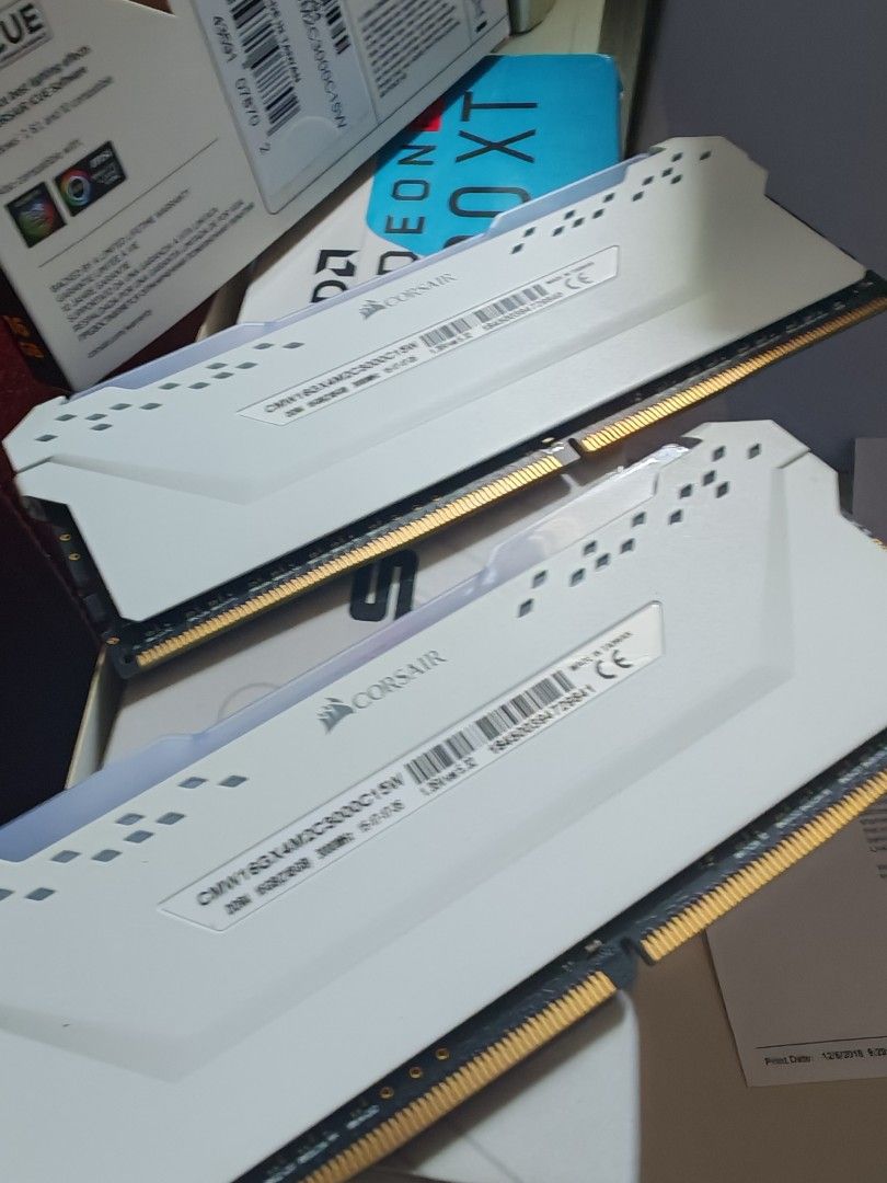 Corsair Vengeance RGB Pro DDR4 16GB (2x8GB) 3000MHz CL1563220271390467111