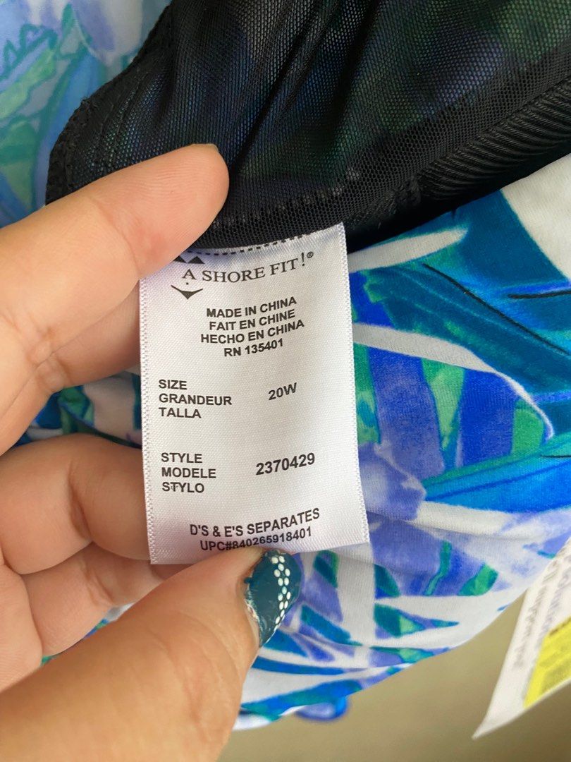 Cup D&E Swimming Top for Women (Category: Bikinis & Swimsuits) located in Davao. Submitted by tpespina (Listing ID 1377032485, Image 3). Description: Good quality, brand new still with tag from the US. .