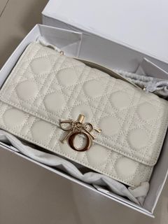 (Kategori: ) berada di . Dikirim oleh staceys71 (ID iklan 1377134253, Gambar 1). Deskripsi: .