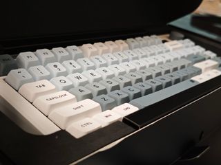 （分類：）位於 。 由 arthurwongkp 提交（商品編號 1377084606，圖片 1）。簡介： 。