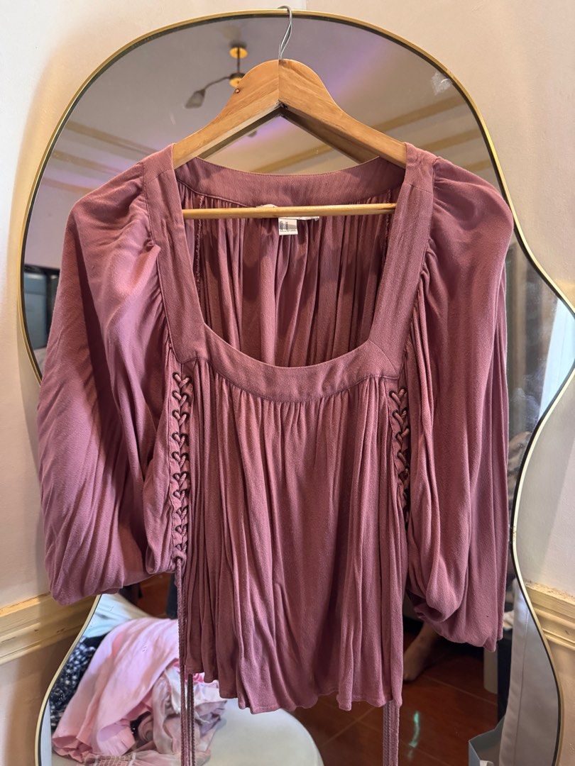 Forever 21 Pink Cropped Poncho Blouse (Category: Longsleeves) located in Pasig City. Submitted by alexa.dg (Listing ID 1377037335, Image 1). Description: .