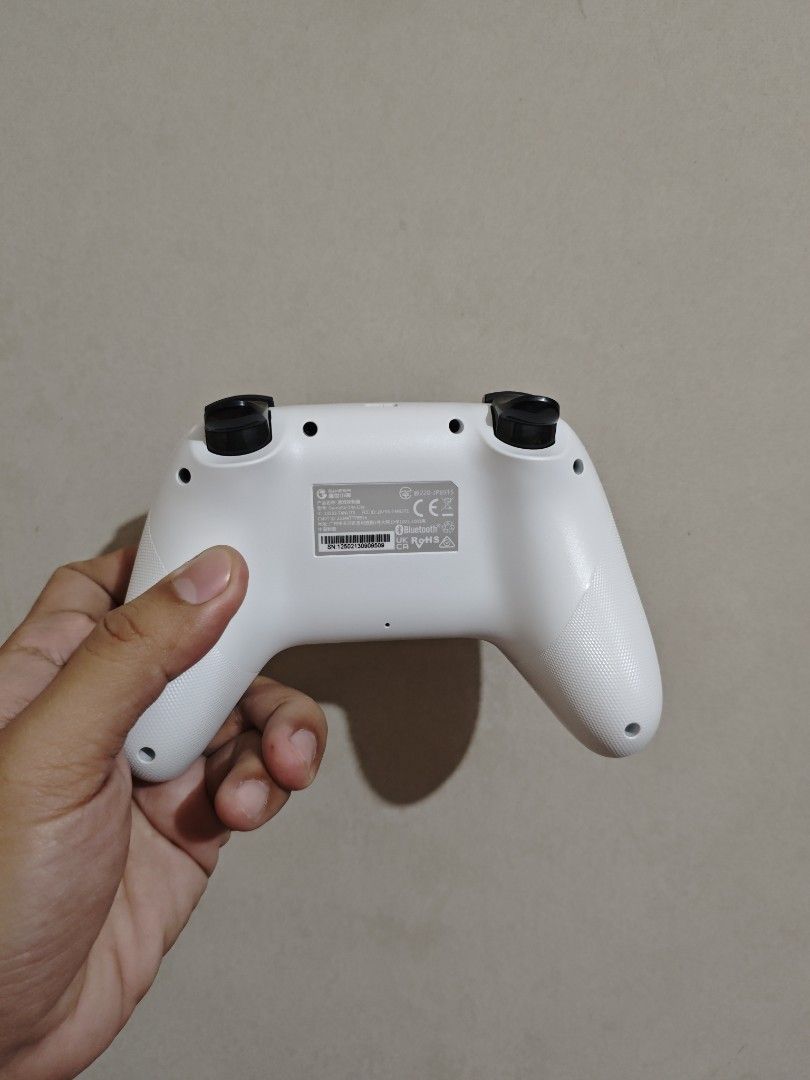 Gamesir T4 Nova Lite bluetooth controller (Category: Controllers) located in Quezon City. Submitted by unboxingtito (Listing ID 1377074257, Image 3). Description: 600php without USB PC/laptop receiver.