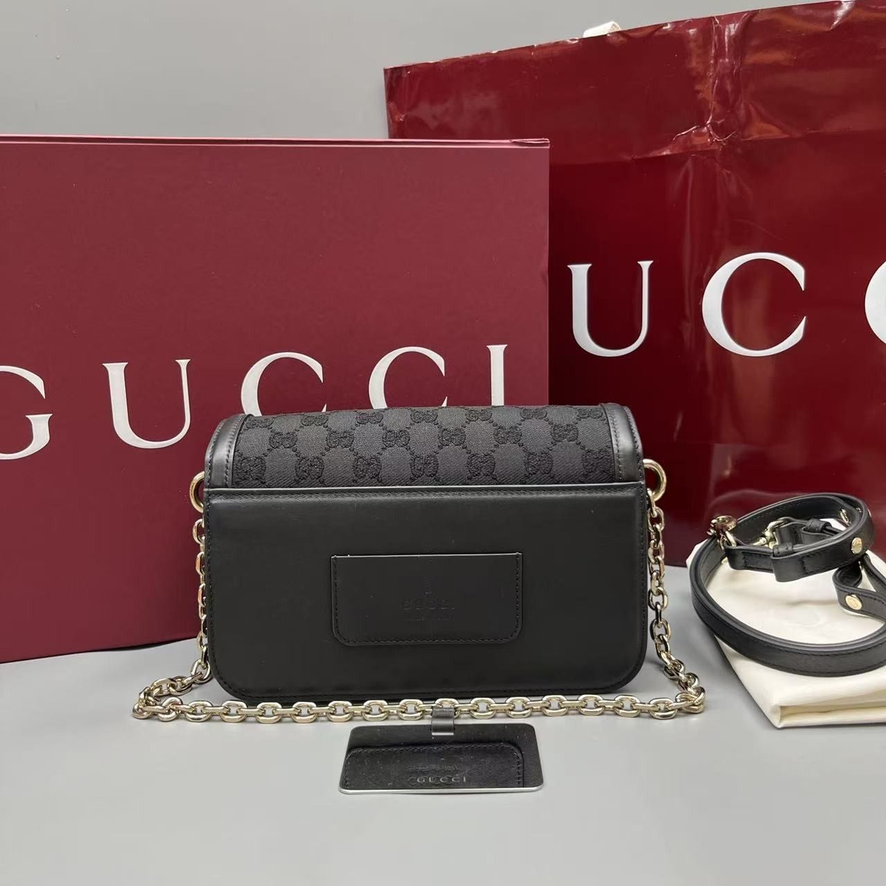 Gucci Go Small Shoulder Bag in Black (Category: Bags & Wallets) located in Singapore. Submitted by projectlfg (Listing ID 1377038877, Image 3). Description: Gucci Go Small Shoulder Bag in Black Condition 99% New. Year: - Accessories: Mirror, Paper bag, Box, Dust Bag, Shoulder Strap Item code: SV15306 Size: 21x12 / SGD: 1900 / 1357600 • ACRA Registered Company in Singapore • Physical Outlets in Singapore and China • Entrupy Verified Business • Aut