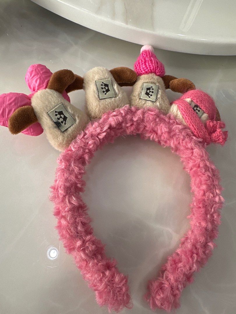 Healing Puppy~Cute Plush Dog Headband Female 2024 Autumn Winter New Style Sweet Press Hairpin Travel Hair Accessories 6126 (Category: Babies & Kids Fashion) located in Singapore. Submitted by winwinminmin (Listing ID 1377052491, Image 2). Description: .