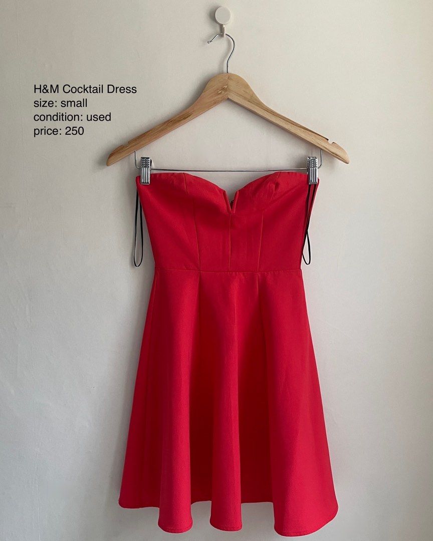 H&M cocktail dress (Category: Dresses) located in Quezon City. Submitted by decluttering.2025 (Listing ID 1377045928, Image 1). Description: .