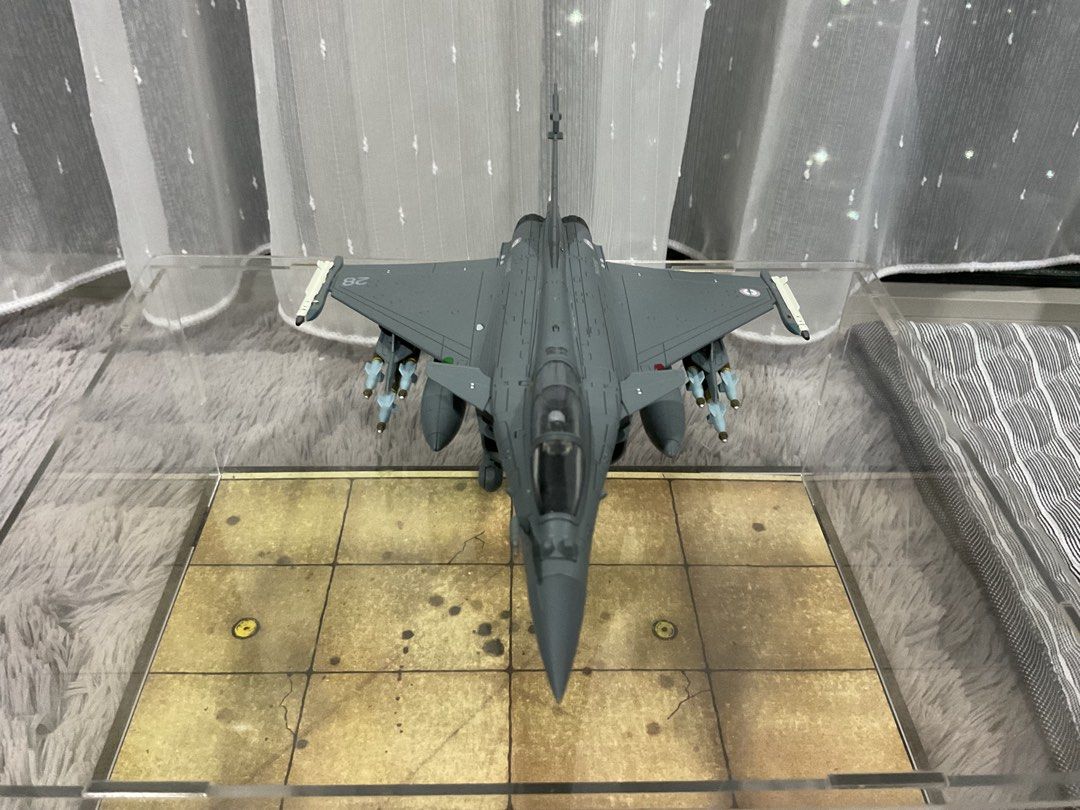 【未使用品】HOBBYMASTER RAFALE M HA9602 Amazon.co.jp: HOBBYMASTER RAFALE M HA9602 : ホビー