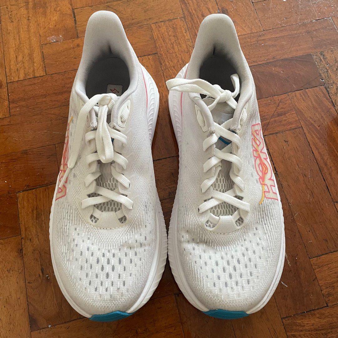 Hoka Mach 6 W (US size 6B) (Category: Sneakers) located in Taguig. Submitted by tishatrish (Listing ID 1377098396, Image 1). Description: Rfs: Wrong size Used 2x only.