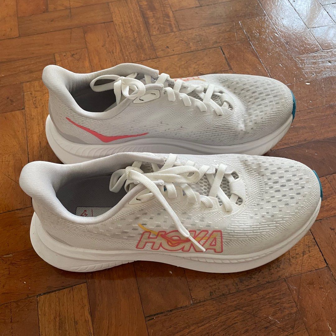 Hoka Mach 6 W (US size 6B) (Category: Sneakers) located in Taguig. Submitted by tishatrish (Listing ID 1377098396, Image 2). Description: Rfs: Wrong size Used 2x only.