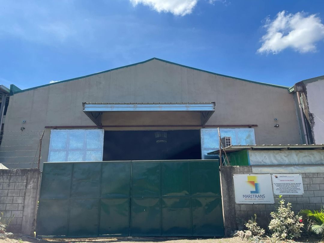 industrial warehouse for sale (Category: Commercial) located in Manila. Submitted by sharrp (Listing ID 1377063190, Image 2). Description: LA 680 sqm FA 512 sqm Income generating property. Located at Stateland Hills Subd., Brgy., Mangahan, Gen. Trias, Cavite. Major developments in the area surrounding location. Ongoing construction of CALAX toll plaza is less than a kilometer away from subdivision gate. Right in from of Stateland Hills Subd., S&R