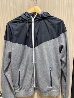 (Kategori: ) berada di . Dikirim oleh hobibaiquethrift (ID iklan 1377077416, Gambar 1). Deskripsi: .