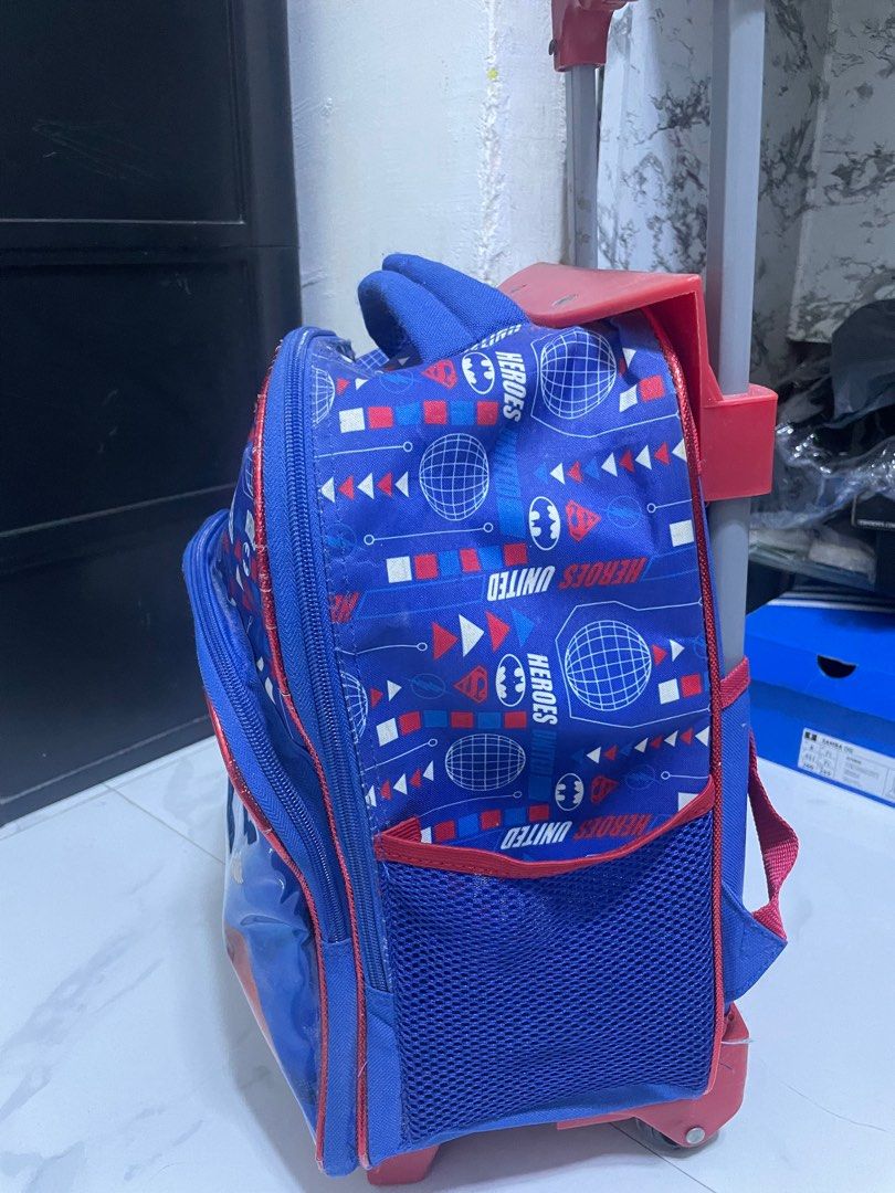 Justice League Stroller School Bag (Category: Babies & Kids Fashion) located in Caloocan City. Submitted by cmjdlrs (Listing ID 1377113533, Image 2). Description: - no major flaws - working pa ang gulong - all zippers working pa din - flaw: hindi ko na masyado masagad ibaba yung pinaka handle kayo na po mgcheck - bought sa SM dept store - months palang nagamit lastyear nastock lang - ginamit ng anak ko nung Grade 1 siya.