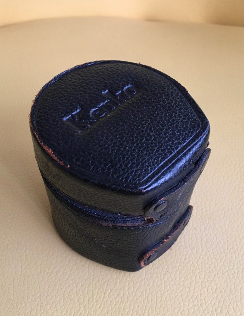 Kenko Vintage Lens Hard Case (Category: Other Photography Accessories) located in Tarlac. Submitted by greatfindstrlc (Listing ID 1377118979, Image 1). Description: Nice condition for an old lens case. It’s with two small loops for the old vintage camera strap. Specs.size by the picture..