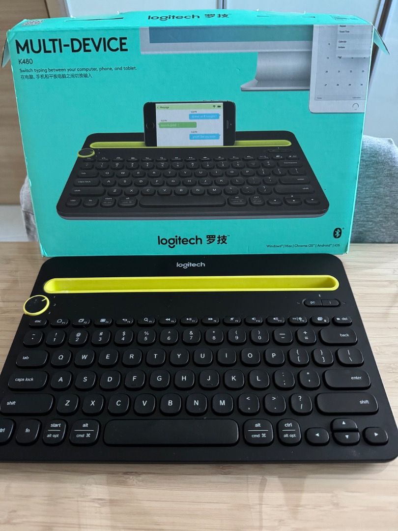 Keyboards (Category: Computer Keyboard) located in Singapore. Submitted by tham00 (Listing ID 1377142224, Image 2). Description: Very seldom used. 3 pcs available. 2 with box..