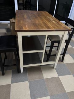 (Category: ) located in . Submitted by waterfronttc (Listing ID 1377193600, Image 1). Description: .