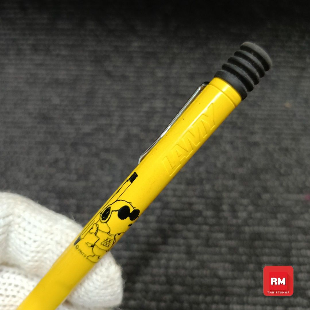 Lamy Snoopy Edition Ballpoint Pen | (Category: Stationery & School Supplies) located in Meycauayan. Submitted by redmants2011 (Listing ID 1377143577, Image 2). Description: Need new ink refill. old ink cartridge no longer inside for comparison. Price FIXED MOS - Flash Express.