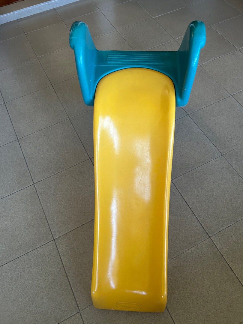 Little Tikes Indoor/Outdoor Slide (Category: Infant Playtime) located in Singapore. Submitted by picaso8411 (Listing ID 1377020151, Image 1). Description: Little tikes slide for sale.