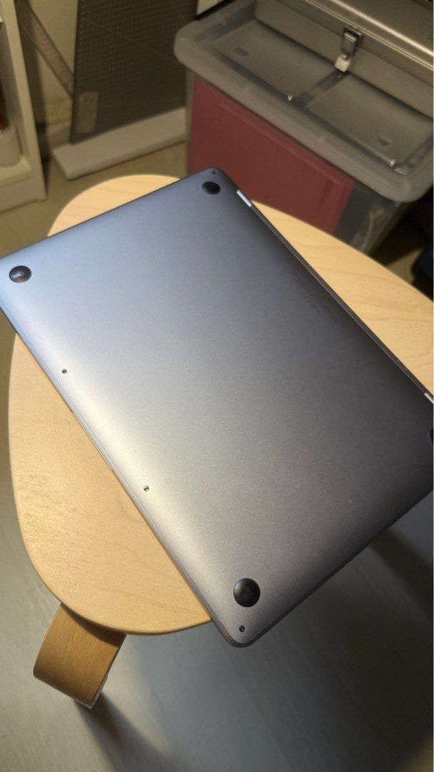 MacBook Pro 13-inch (2019) (Category: Laptops & Notebooks) located in Singapore. Submitted by benjahmeen (Listing ID 1377109051, Image 3). Description: 2019 Touch ID MacBook Pro 13-inch with two Thunderbolt 3 ports 128GB. Last picture for specs.