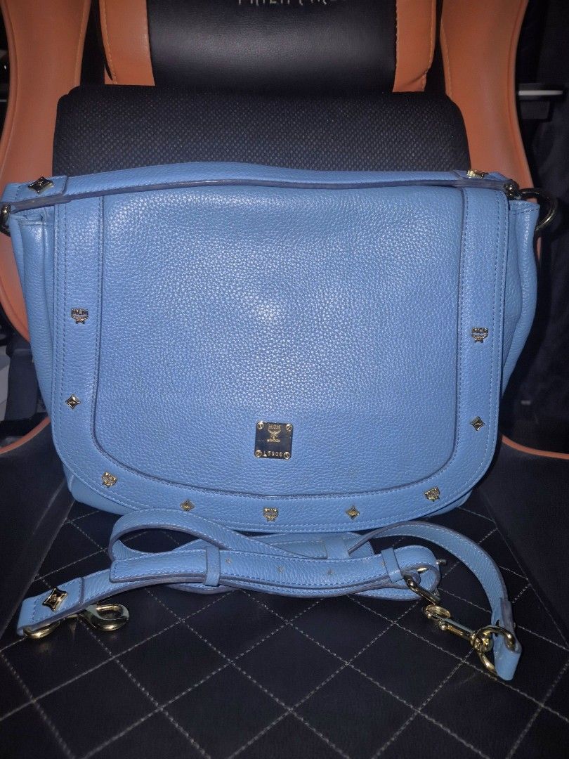 MCM original bag (sling/ shoulder/ hand bag) (Category: Luxury Bags & Wallets) located in Davao. Submitted by aneehs28 (Listing ID 1285828901, Image 3). Description: MCM original bag (sling/ shoulder bag) Excellent condition Please message me for inquiries.