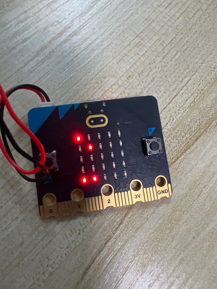 Microbit （分類：其他裝置）位於 Hong Kong。 由 japanesemono 提交（商品編號 1377030034，圖片 3）。簡介： 。