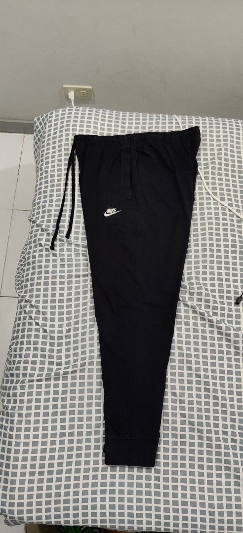 Nike Jogger Pants (Category: Joggers) located in Malabon City. Submitted by jaypd (Listing ID 1377148138, Image 3). Description: Size XXL on Tag fit to XL Free Shipping.