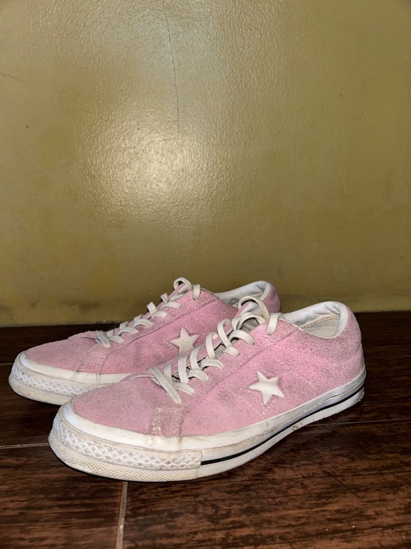 PINK CONVERSE ONE STAR (Category: Sneakers) located in Davao. Submitted by first2layers (Listing ID 1377105701, Image 2). Description: size 8 US dm if interested very negotiable.