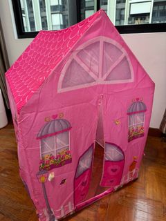 (Category: ) located in . Submitted by ellenaj (Listing ID 1377117939, Image 1). Description: .