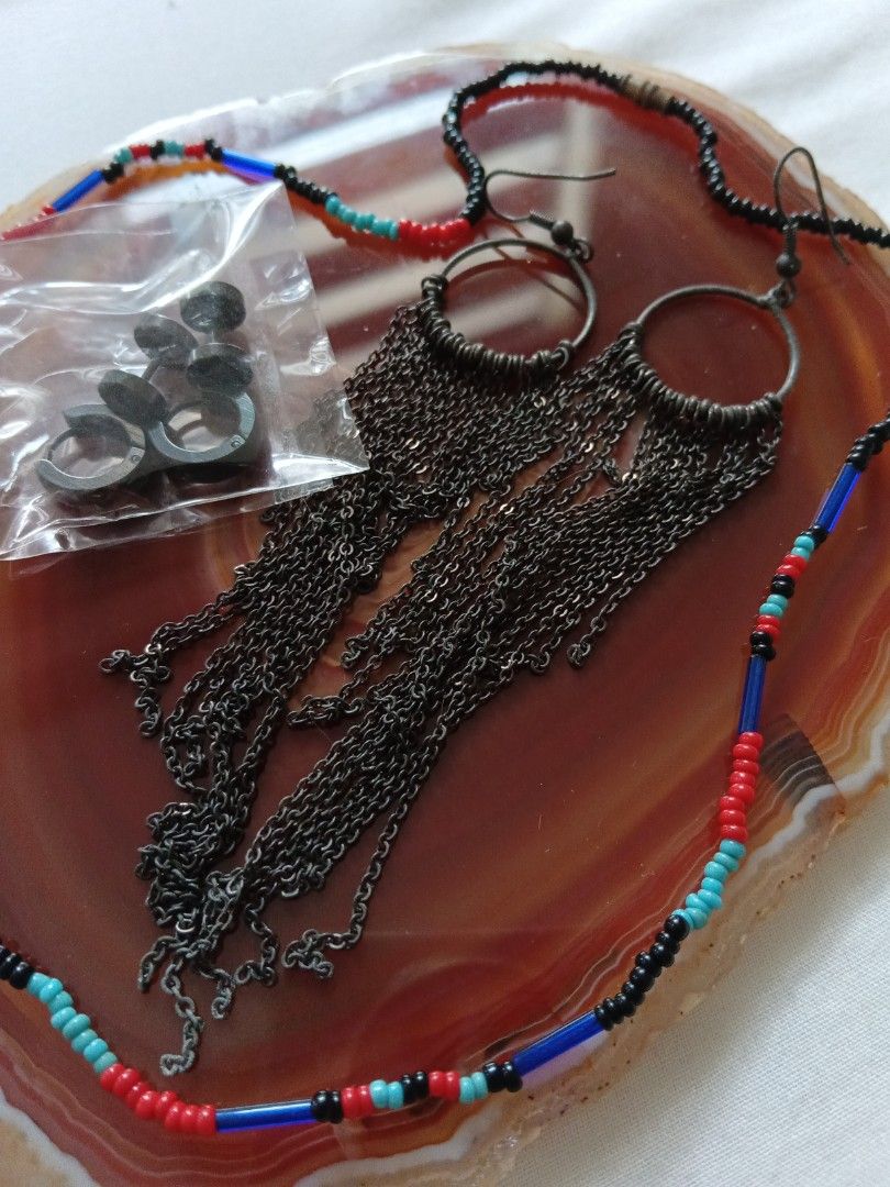 Set #15 ( 99 only ) Fashionable Accessories (Category: Earrings) located in Manila. Submitted by harperoo (Listing ID 1377077225, Image 2). Description: * Set of Fashion Accessories for 99 only! -Bead necklace & 3 earrings * AS IS * Buyer pays the shipping fee. * Accept Bank transfer, Gcash payment. * JNT / LBC Courier * Grab / Lalamove delivery * Buy 2 sets or more ( FREE SHIPPING).