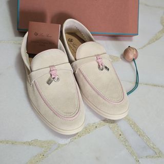 (Category: ) located in . Submitted by 3mama (Listing ID 1377088379, Image 1). Description: .