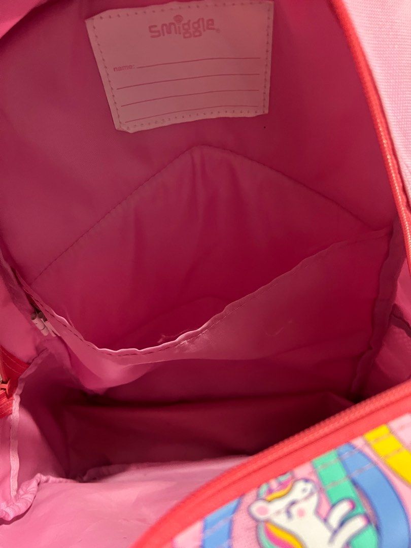 Smiggle Junior Backpack (Category: Babies & Kids Fashion) located in Catbalogan. Submitted by declutterfind (Listing ID 1377095111, Image 2). Description: Bought 3k at official sm website With proof of reciept and delivery .