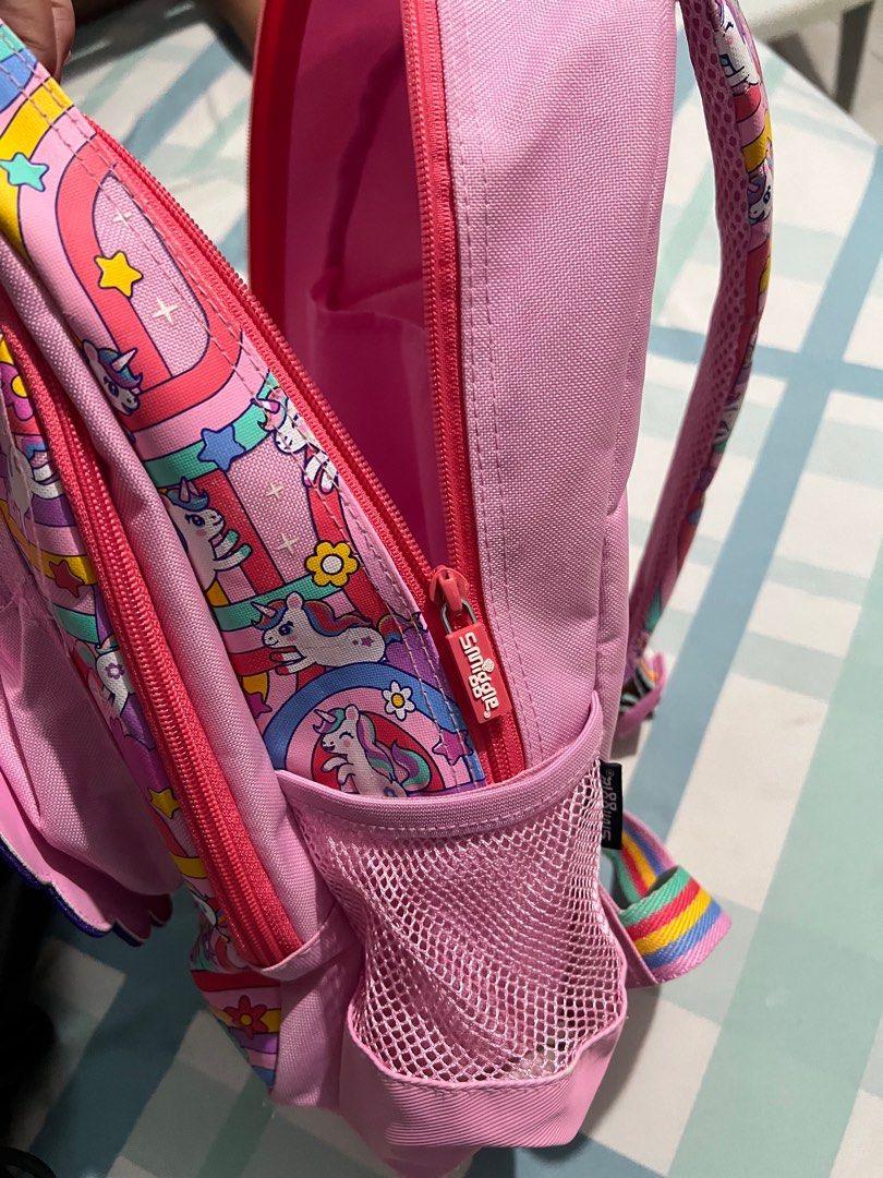 Smiggle Junior Backpack (Category: Babies & Kids Fashion) located in Catbalogan. Submitted by declutterfind (Listing ID 1377095111, Image 3). Description: Bought 3k at official sm website With proof of reciept and delivery .