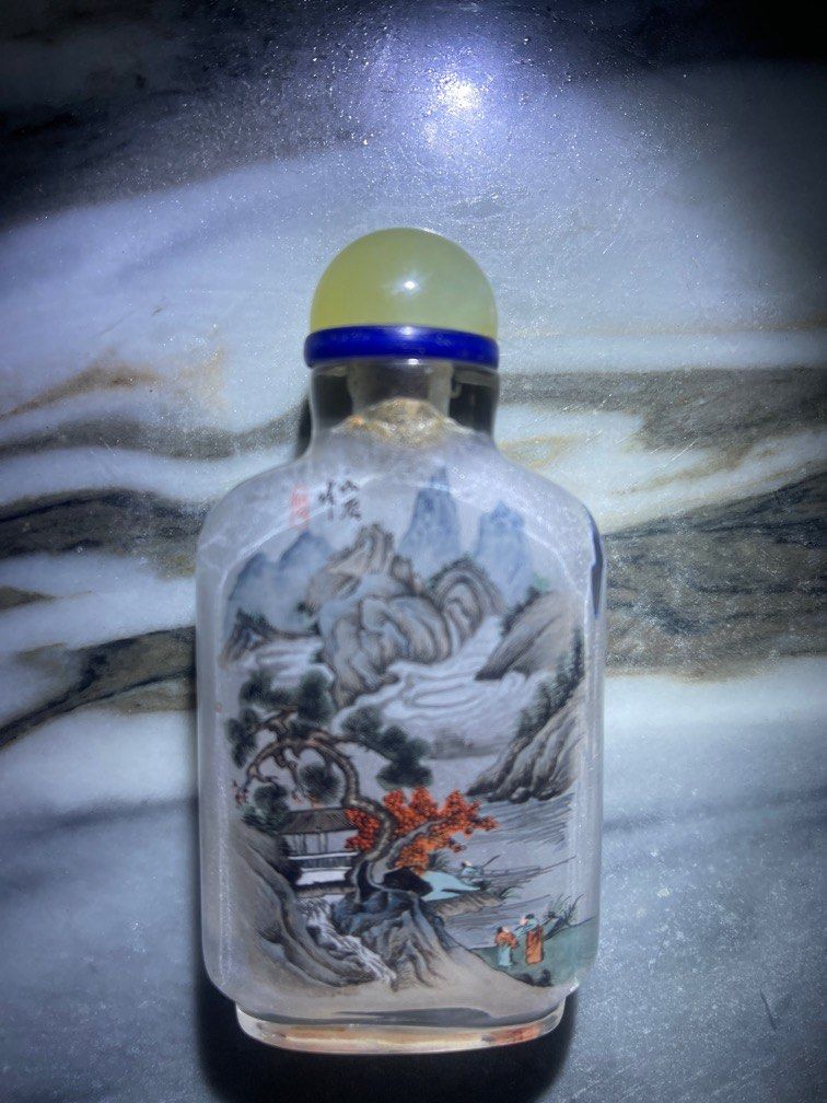 Snuff Bottle9.6c m (Category: Announcements) located in Singapore. Submitted by cz_jewellery (Listing ID 1377022335, Image 1). Description: .