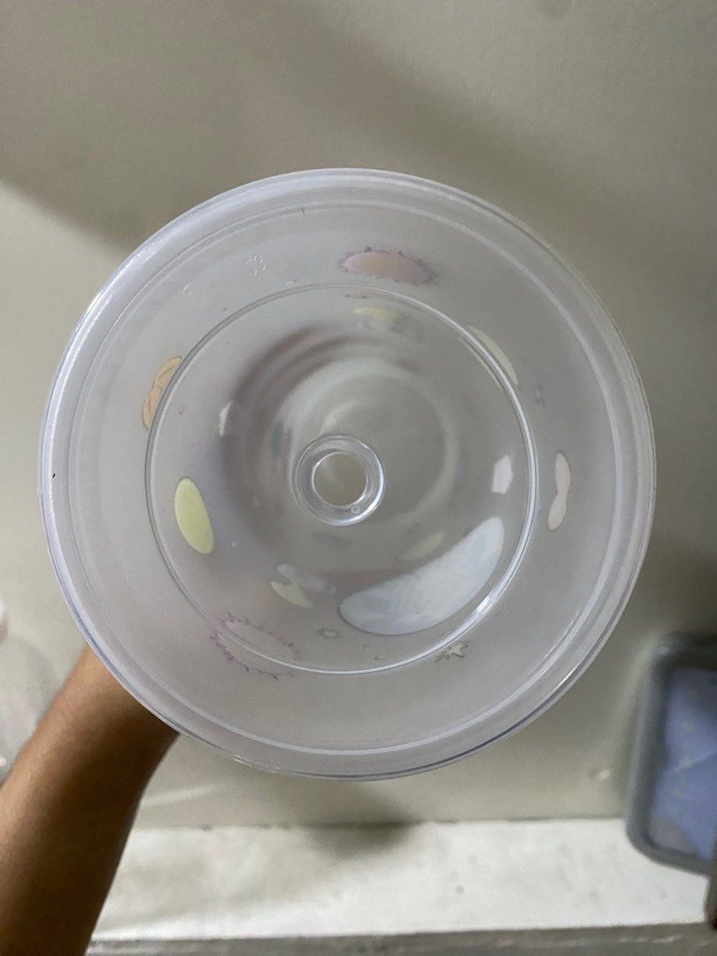 Starbucks Reusable Cup (Category: Water Bottles & Tumblers) located in Manila. Submitted by rosetteliab (Listing ID 1377066081, Image 2). Description: Issue: Missing straw, can be replaced with metal straw.
