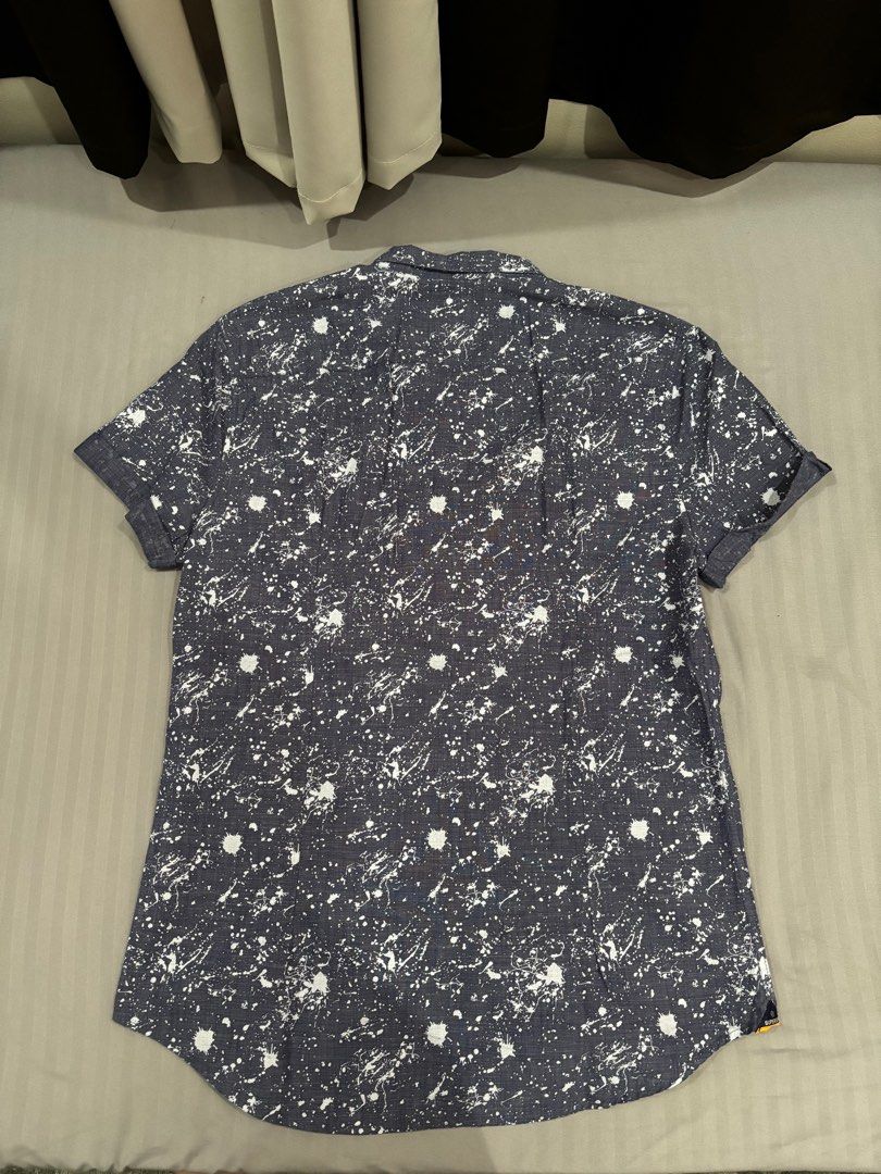 Superdry Short Sleeve Casual Button Down (Size L) (Category: Tshirts & Polo Shirts ) located in Makati City. Submitted by jermainabundo (Listing ID 1377041239, Image 2). Description: Superdry Short Sleeve Casual Button Down Size L L28.5 W19 ₱500 Location: Uptown, Cagayan de Oro Shipping: Maxim within CDO/J&T MOP: GCash, Unionbank.