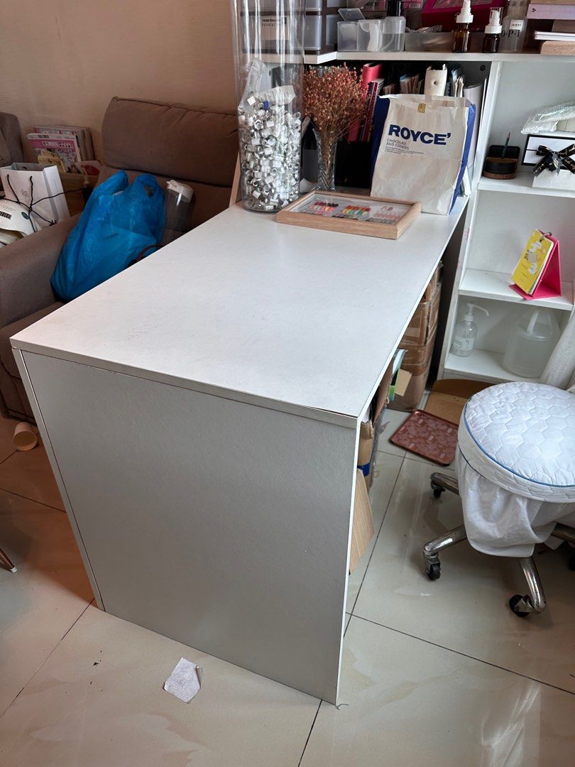 TABLE WITH SHELVES (Category: Shelves, Cabinets & Racks) located in Manila. Submitted by hellokittyclosettt (Listing ID 1377141814, Image 1). Description: - No flaw table with shelves - Condition : 9/10 - No Issue.