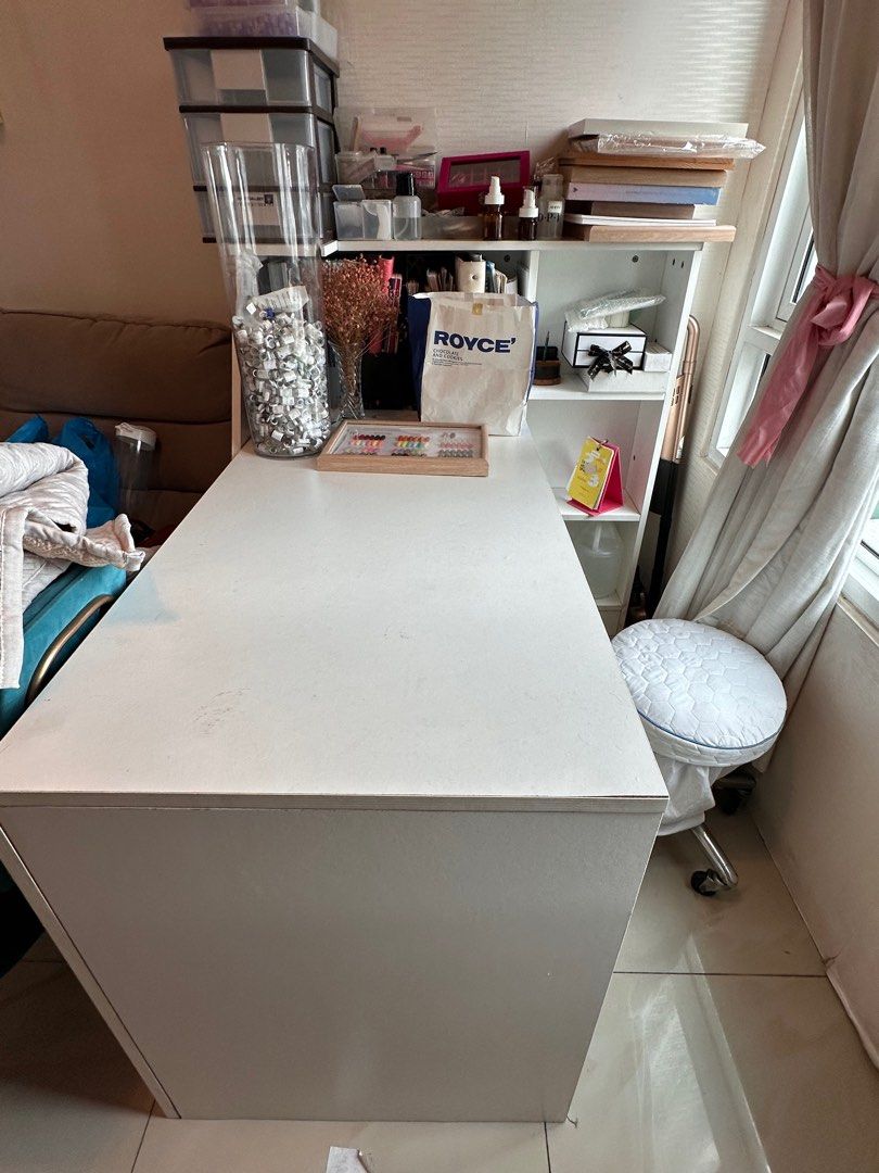 TABLE WITH SHELVES (Category: Shelves, Cabinets & Racks) located in Manila. Submitted by hellokittyclosettt (Listing ID 1377141814, Image 2). Description: - No flaw table with shelves - Condition : 9/10 - No Issue.