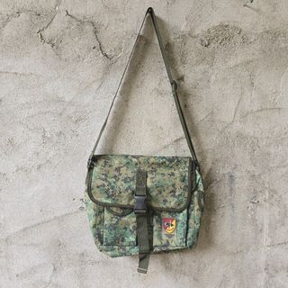 (Kategori: ) berada di . Dikirim oleh bagvtg__store00 (ID iklan 1377185369, Gambar 1). Deskripsi: .