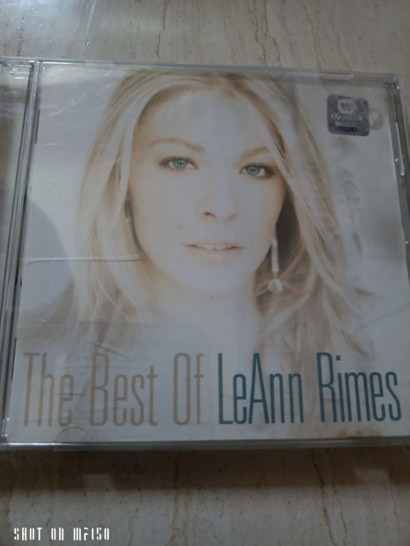 The Best Of LeAnn Rimes Original CD album, Hobbies & Toys, Music ...