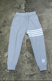 (Category: ) located in . Submitted by drip.thrift (Listing ID 1377113475, Image 1). Description: .