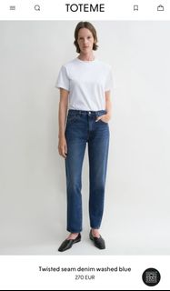 (Category: ) located in . Submitted by wear.wares (Listing ID 1377040587, Image 1). Description: .
