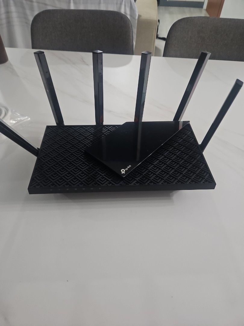 TP Link Archer AX72 AX5400 Dual-Band Gigabit Wi-Fi 6 Router (Category: Networking) located in Singapore. Submitted by kerosellll (Listing ID 1377162481, Image 1). Description: - Archer AX72 AX5400 Dual-Band Gigabit Wi-Fi 6 Router - Excellent condition and fully functional. - Includes router, power adapter, and ethernet cable. - Provides fast and reliable Wi-Fi coverage. - Ideal for home or small office use..