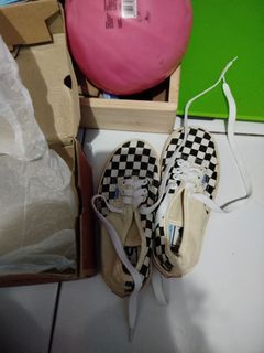 (Kategori: ) berada di . Dikirim oleh pickme.bee (ID iklan 1377143437, Gambar 1). Deskripsi: .
