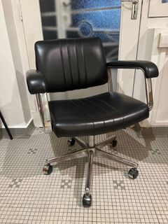 (Category: ) located in . Submitted by herteoh (Listing ID 1377159251, Image 1). Description: .