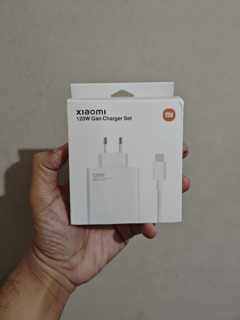 Xiaomi 120w charger set (Category: Chargers & Cables) located in Quezon City. Submitted by unboxingtito (Listing ID 1377075687, Image 1). Description: Brand new and unused. with box and cable..