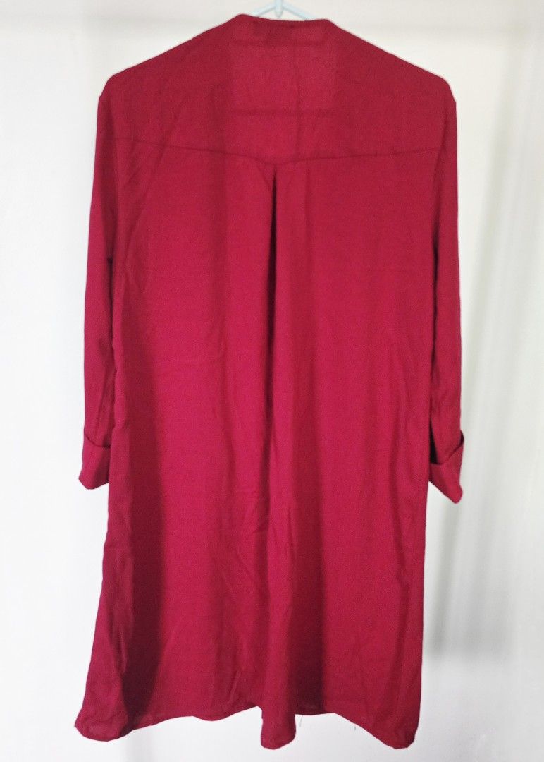 Zalora red cover up (Category: Coats, Jackets and Outerwear) located in Tagbilaran City. Submitted by rhea.mia (Listing ID 1377111964, Image 3). Description: Zalora red cover up Size: M.