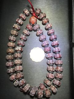 早年家裡人收來的老瑪瑙珠串鏈 祥雲雕刻 尺寸13.5-7.5（毫米）每顆  共56顆64241108122755110
