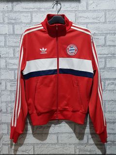 (Kategori: ) berada di . Dikirim oleh b.joe.second.plat_n (ID iklan 1377253835, Gambar 1). Deskripsi: .